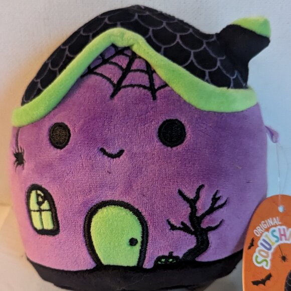 Squishmallows Other - NWT 5" Yvonne Haunted House Squishmallows Halloween JOL Bats Spider Plush Toy